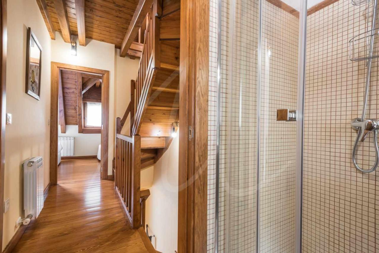 Casa Artiga De Lin By Seamount Rentals Les Bordes Zewnętrze zdjęcie